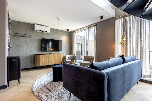 Foto van Stijlvol Delfts Appartement - Vakantiehuis in Delft - LivingRoom