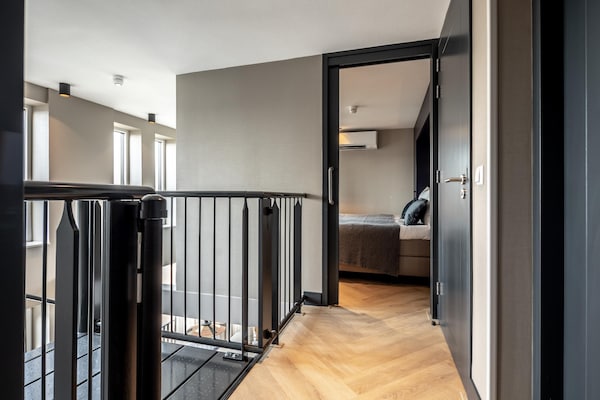 Foto van Stijlvol Delfts Appartement - Vakantiehuis in Delft - Landing