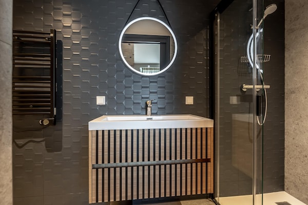 Foto van Stijlvol Delfts Appartement - Vakantiehuis in Delft - BathRoom