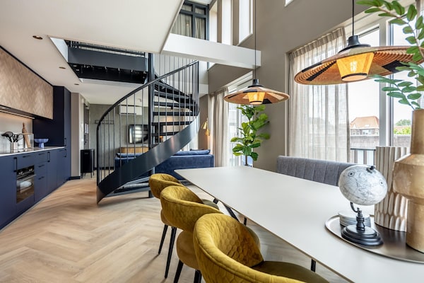 Foto van Stijlvol Delfts Appartement - Vakantiehuis in Delft - DiningRoom