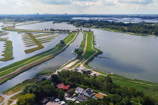 Foto van Huisdiervriendelijke plattelandsvakantie - Vakantiehuis in Zevenhuizen - AreaSummer5KM
