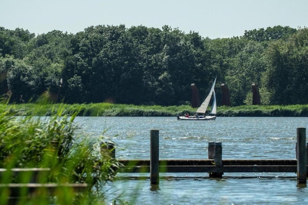 Foto van Huisdiervriendelijke plattelandsvakantie - Vakantiehuis in Zevenhuizen - AreaSummer1KM