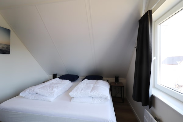 Foto van Vakantiehuis in Zuid-Holland vlakbij Rotterdam - Vakantiehuis in Simonshaven - BedRoom