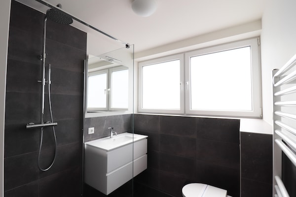 Foto van Vakantiehuis in Zuid-Holland vlakbij Rotterdam - Vakantiehuis in Simonshaven - BathRoom