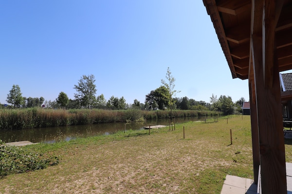 Foto van Vakantiehuis in Zuid-Holland vlakbij Rotterdam - Vakantiehuis in Simonshaven - AreaSummer5KM