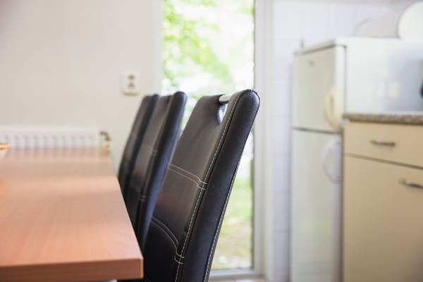 Foto van 6-persoons Comfort vakantiehuis met sauna. - Vakantiehuis in Kootwijk - DiningRoom