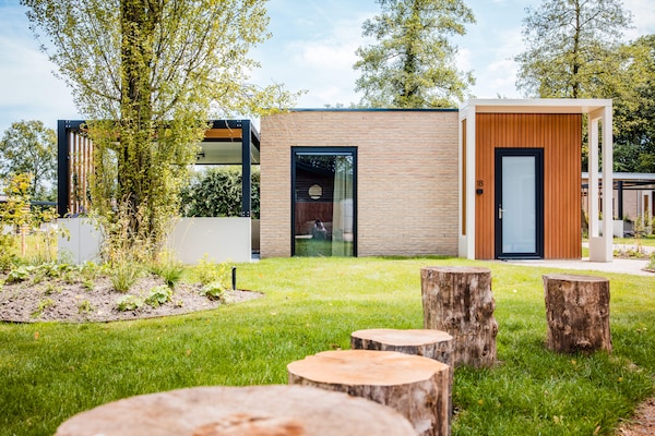 Foto van Vakantiehuis in Veluwe vlakbij nationaal park - Vakantiehuis in Voorthuizen - ExteriorSummer