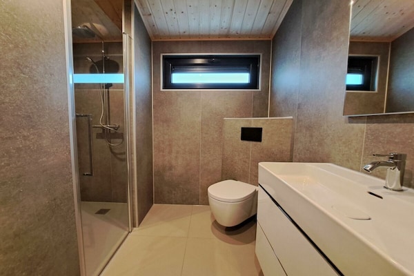 Foto van Hackfort houten jacuzzi 6 - Vakantiehuis in Maarn - Untagged