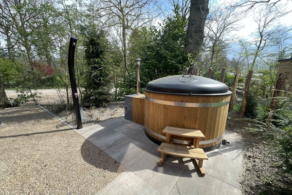 Foto van Hackfort houten jacuzzi 6 - Vakantiehuis in Maarn - Untagged