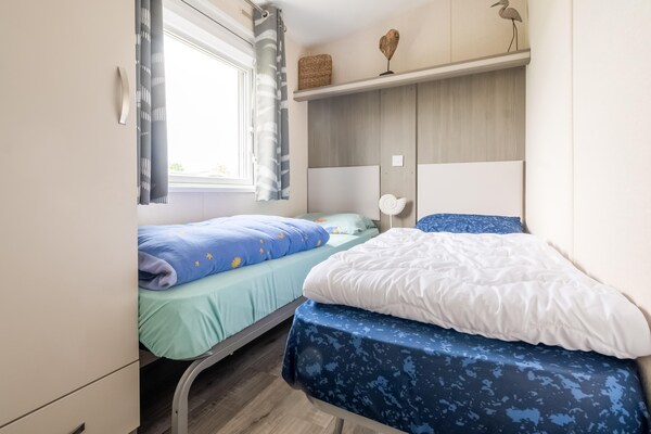Foto van Luxe chalet met tuin op rustige locatie in Renesse - BedRoom