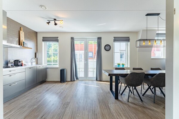Foto van Luxe appartement in Koudekerke met sauna - Vakantiehuis in Koudekerke - DiningRoom