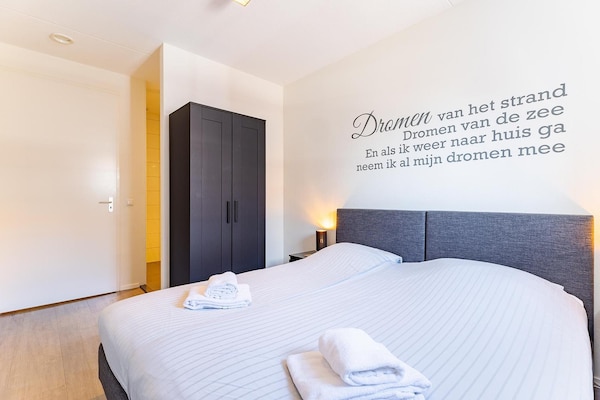 Foto van Luxe appartement in Koudekerke met sauna - Vakantiehuis in Koudekerke - BedRoom