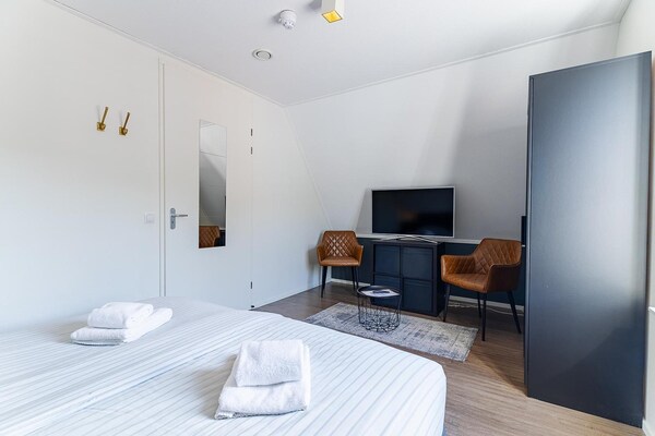 Foto van Luxe appartement in Koudekerke met sauna - Vakantiehuis in Koudekerke - BedRoom