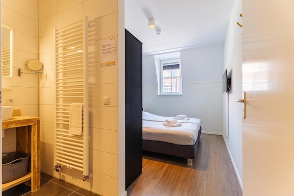 Foto van Luxe appartement in Koudekerke met sauna - Vakantiehuis in Koudekerke - LivingRoom