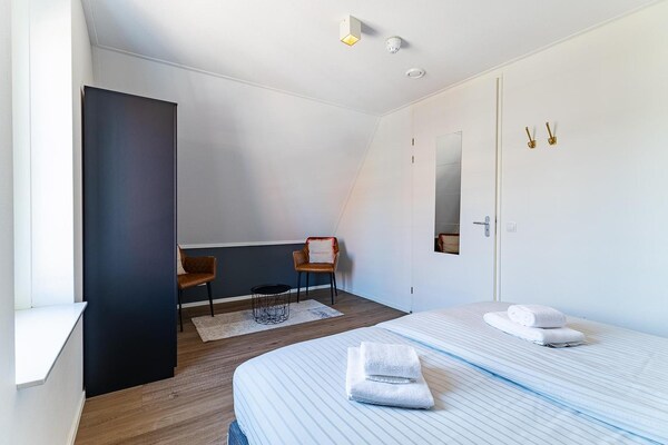 Foto van Luxe appartement in Koudekerke met sauna - Vakantiehuis in Koudekerke - BedRoom