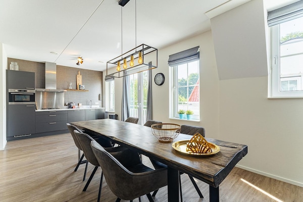 Foto van Luxe appartement in Koudekerke met sauna - Vakantiehuis in Koudekerke - DiningRoom