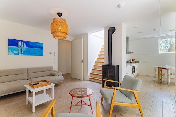 Foto van Luxe appartement dicht bij het strand - Vakantiehuis in Koudekerke - LivingRoom