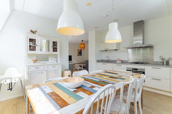 Foto van Luxe appartement dicht bij het strand - Vakantiehuis in Koudekerke - DiningRoom