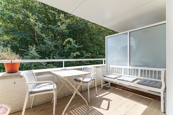 Foto van Luxe appartement dicht bij het strand - Vakantiehuis in Koudekerke - TerraceBalcony
