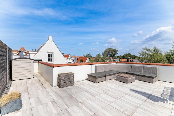 Foto van Luxe appartement dicht bij het strand - Vakantiehuis in Koudekerke - TerraceBalcony