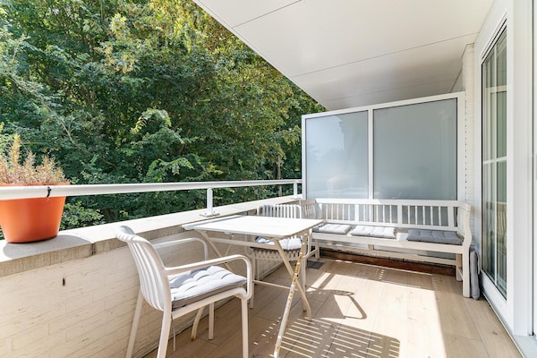 Foto van Luxe appartement dicht bij het strand - Vakantiehuis in Koudekerke - TerraceBalcony