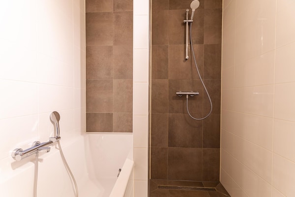 Foto van Vakantiehuis in Koudekerke bij het Strand - Vakantiehuis in Koudekerke - BathRoom