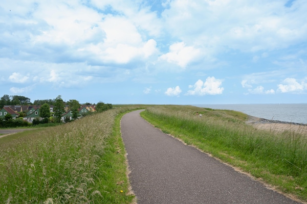 Foto van 6-persoonshuis met prachtige tuin - Vakantiehuis in Wemeldinge - AreaSummer1KM