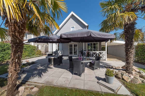Foto van 6-persoonshuis met prachtige tuin - Vakantiehuis in Wemeldinge - GardenSummer