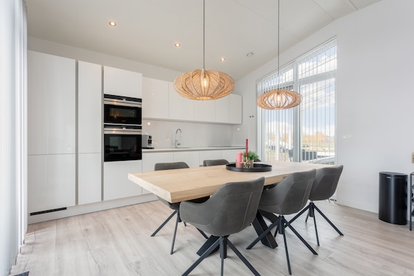 Foto van Chalet in Zeeland met eigen aanlegsteiger - Vakantiehuis in Wemeldinge - Kitchen