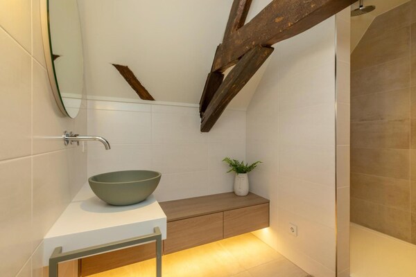 Foto van Boerderij in Zeeland met molenuitzicht - Vakantiehuis in Heinkenszand - BathRoom