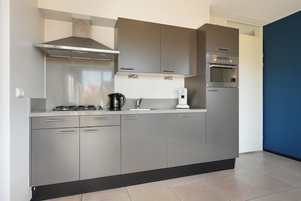 Foto van Verblijf aan het water vlakbij het strand - Vakantiehuis in Nieuwvliet - Kitchen