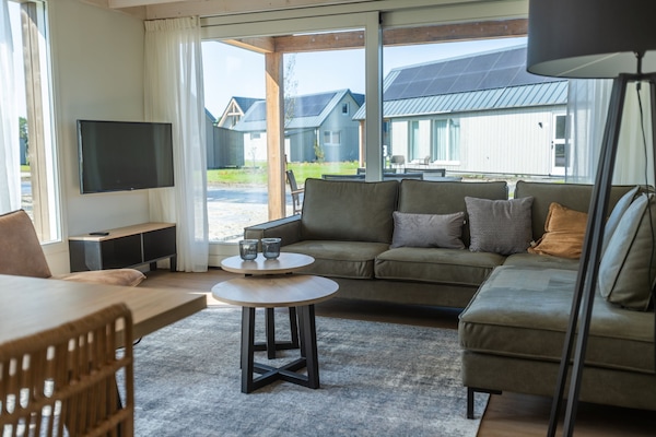Foto van Duinlodge op vakantiepark, strand op 1,3 km - Vakantiehuis in Cadzand - LivingRoom