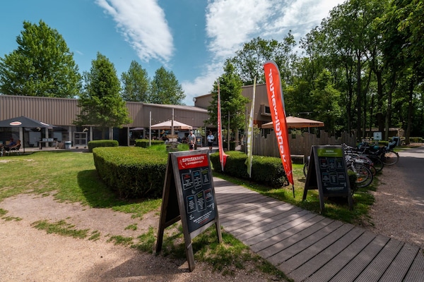 Foto van Duinlodge op vakantiepark, strand op 1,3 km - Vakantiehuis in Cadzand - ParkFacilities