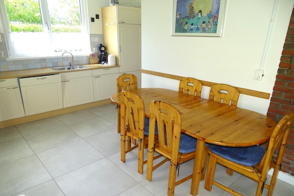 Foto van Vakantiehuis Breskens bij Zee - Vakantiehuis in Breskens - DiningRoom