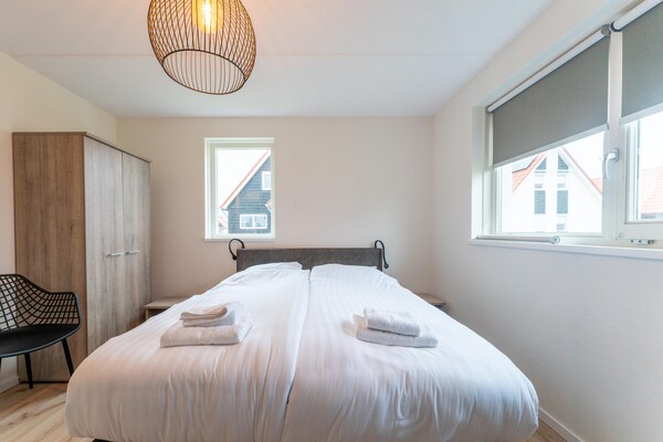 Foto van Modern vakantiehuis aan zee met sauna - Vakantiehuis in Scherpenisse - BedRoom
