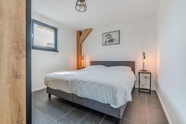Foto van Chique verblijf met rieten dak - Vakantiehuis in Baarle-Nassau - BedRoom