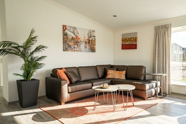 Foto van Vakantiehuis in Linden met terras - Vakantiehuis in Linden - Untagged