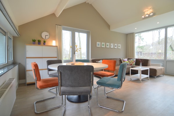 Foto van Bosretraite Nabij Kempen-Broek - Vakantiehuis in Stramproy - DiningRoom
