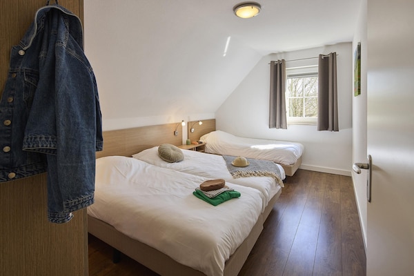 Foto van Boerderij in Limburg met Sauna & Zwembad - Vakantiehuis in Roggel - BedRoom