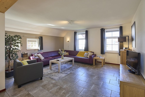 Foto van Boerderij in Limburg met privé sauna - Vakantiehuis in Roggel - LivingRoom