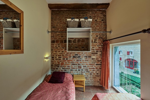Foto van Vakantiehuis in Mesch-Eijsden - Vakantiehuis in Mesch-Eijsden - BedRoom