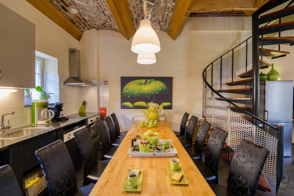 Foto van Groepsretraite in Mesch - Vakantiehuis in Mesch-Eijsden - DiningRoom