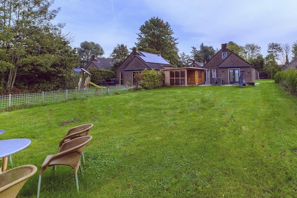 Foto van Gezellig vakantiehuis met tuin - Vakantiehuis in Ewijk - GardenSummer