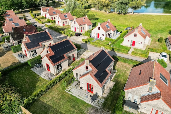 Foto van 6-persoons meerbungalow in Ewijk - Vakantiehuis in Ewijk - AreaSummer5KM