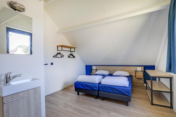 Foto van 6-pers. sauna bungalow aan het meer - Vakantiehuis in Ewijk - BedRoom