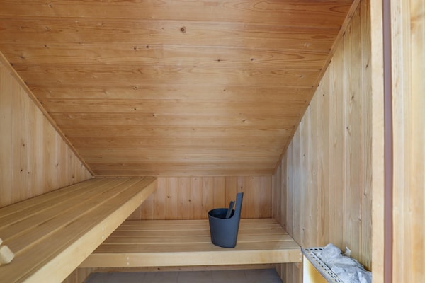 Foto van 6-pers. sauna bungalow aan het meer - Vakantiehuis in Ewijk - Sauna