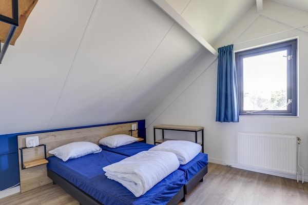 Foto van 6-pers. sauna bungalow aan het meer - Vakantiehuis in Ewijk - BedRoom