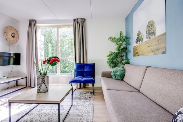 Foto van Beboste bungalow Ewijk voor 6 - Vakantiehuis in Ewijk - LivingRoom