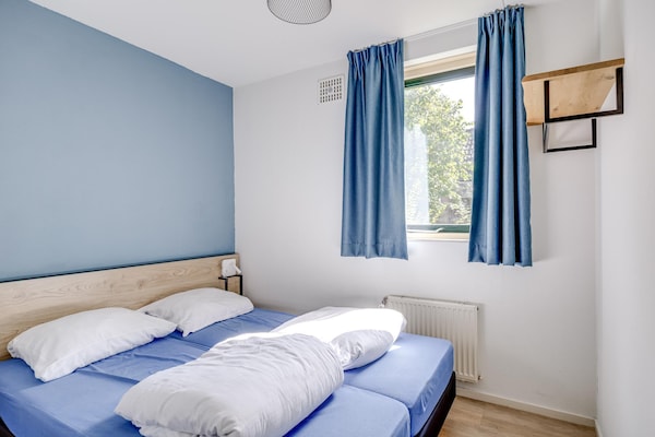 Foto van Beboste bungalow Ewijk voor 6 - Vakantiehuis in Ewijk - BedRoom