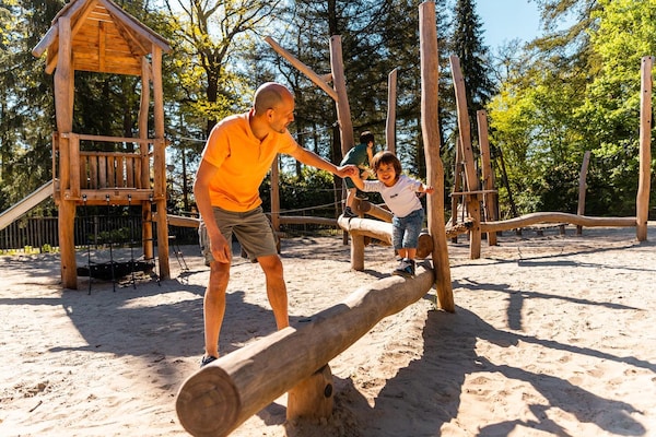 Foto van Comfortabele Veluwe Holiday Base voor 10 personen - Vakantiehuis in Otterlo - ParkFacilities